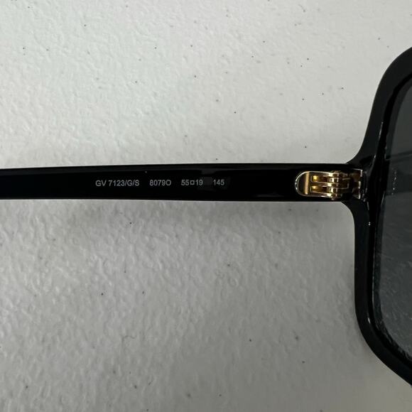 Givenchy Gv7123/G/S 807 Sunglasses Black Women’s Square Eyewear - Picture 4 of 7